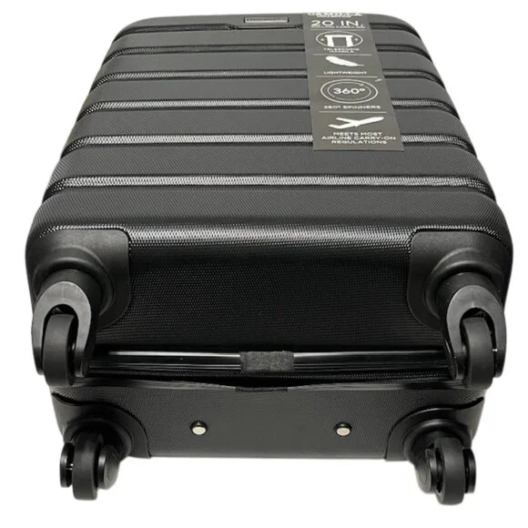 TRAVELERS CLUB Camilla Collection 20” Hardshell Expandable Carryon Suitcase NWT - Picture 6 of 16